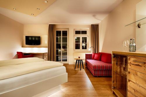 Classic Double Room with Balcony