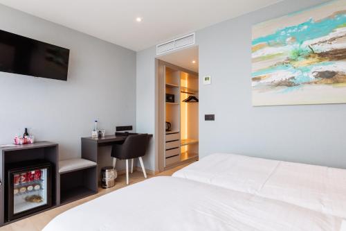 Classic Double Room - No Sea View