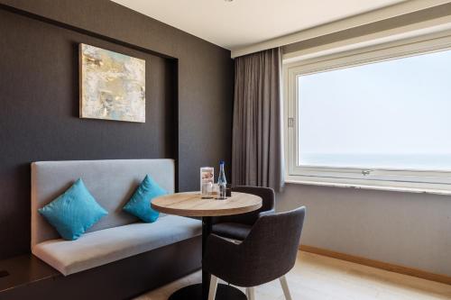 Comfort Twin Room with Sea View