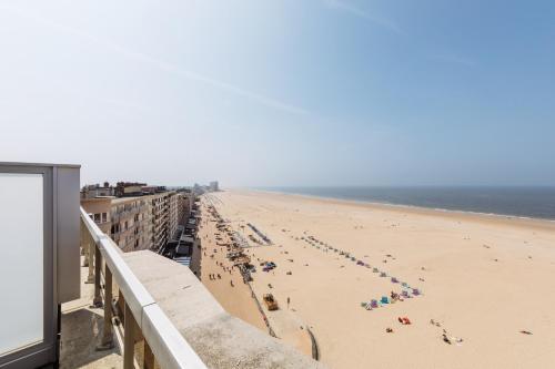 Deluxe Double Room with Balcony and Sea View