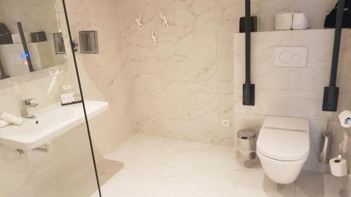 Junior Suite - Disability Access with Sea View