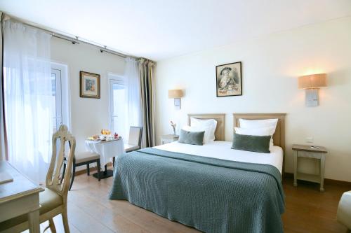 Classic Double Room - Manor