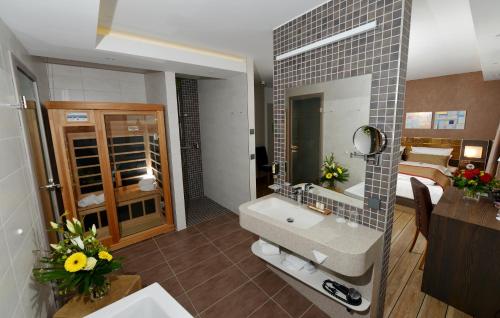 Deluxe Junior Suite