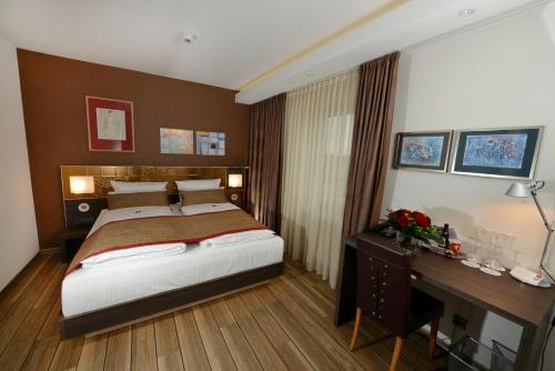 Deluxe Junior Suite