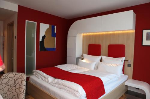 Basic Double Room