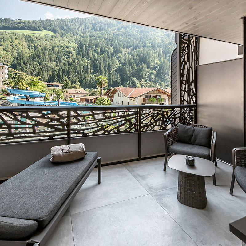 Quadruple room with balcony