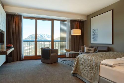 Deluxe Panorama View Room