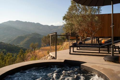 Double Room with Hot Tub