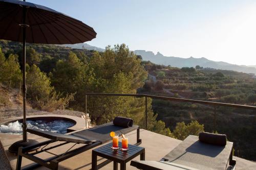 Double Room with Hot Tub