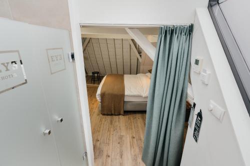 Cozy Room