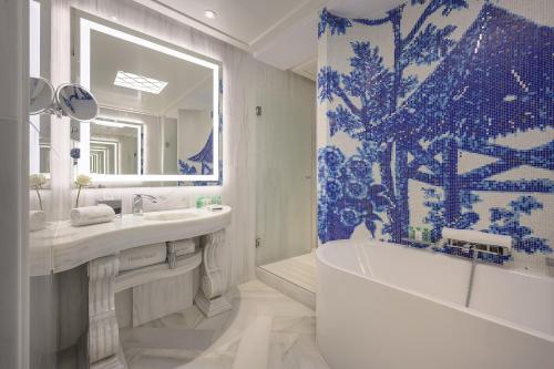 Royal Suite
