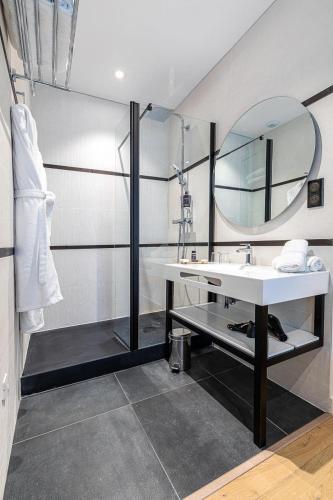 Single Room with Balcony