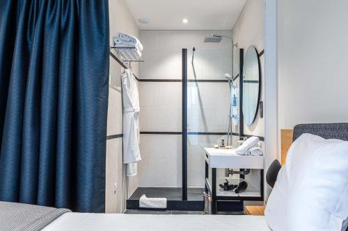Single Room with Balcony
