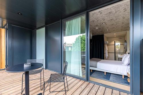 Single Room with Balcony