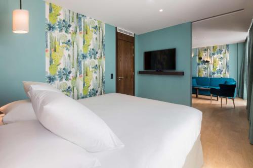 King Suite