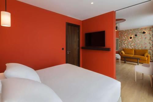 King Suite  with Jacuzzi