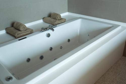 King Suite  with Jacuzzi