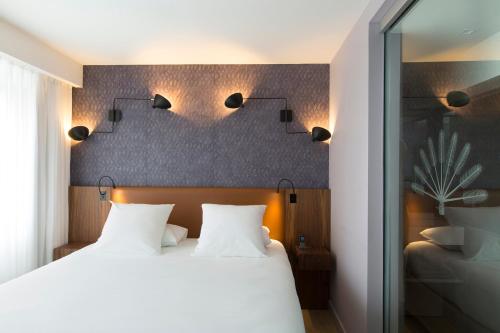 Large Executive King Room