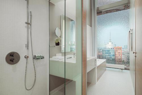 Elbphilharmonie Studio, Studio, 1 King, City/Elbe view