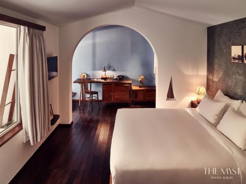 Day Use room from 11am to 5pm same day- Not applicable for Overnight stay (apply extra charge for overnight stay)