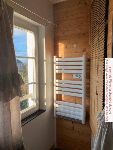 Twin Room with Shower