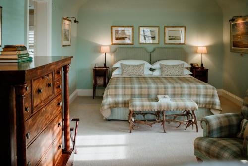 Mews Junior Suite