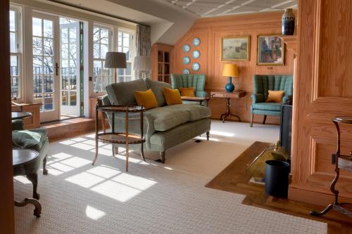 Glenshiel Mallart Penthouse