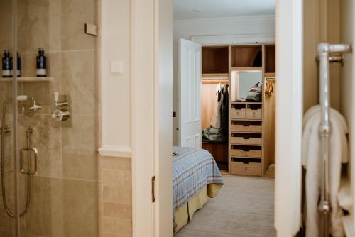 Mews Apartment
