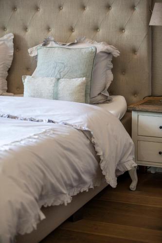 Deluxe Double Room with Shower