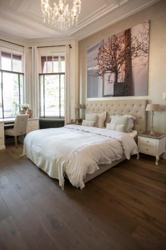 Deluxe Double Room with Shower