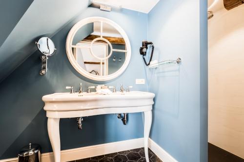 Executive Junior Suite 