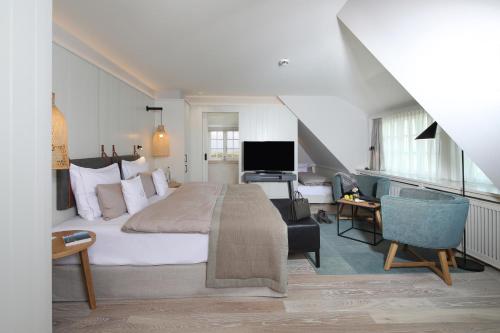 Boutique Room