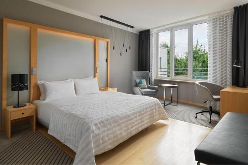 Superior King Room 