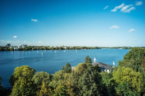 Junior Lake Suite, Alster view