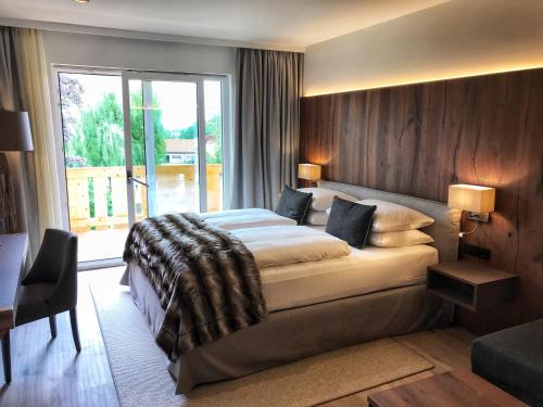 Alpenhof Panorama Single Room