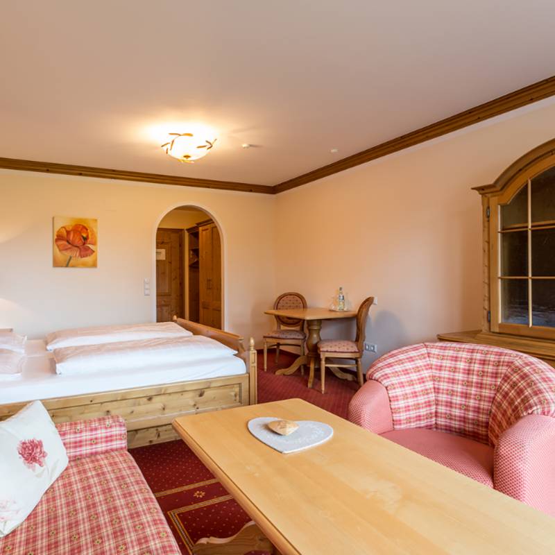 Comfort Room Country Style with Balcony