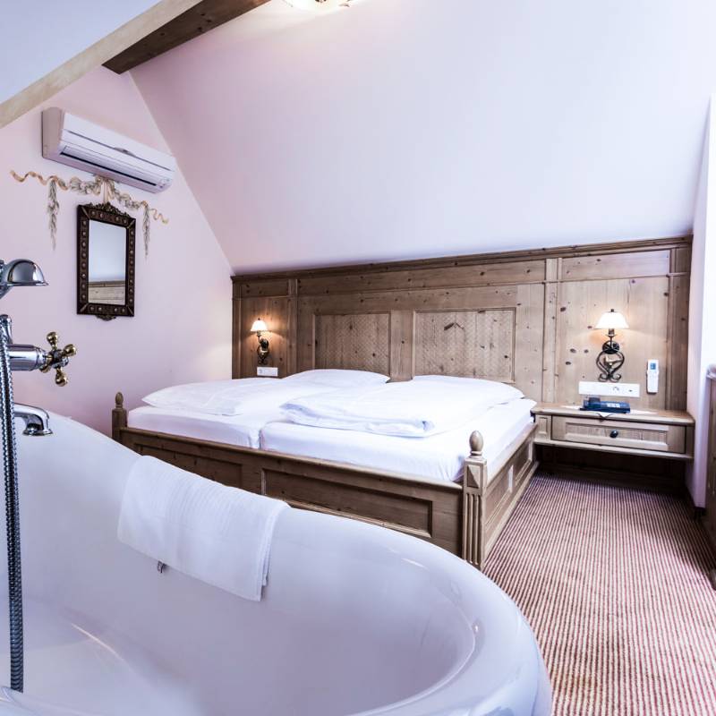 Premium Suite with Balcony