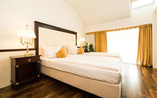 One Bedroom Apartment