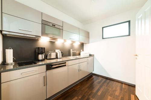 One Bedroom Apartment