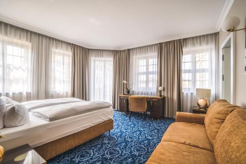 Premium Junior Suite with View to Frauenkirche