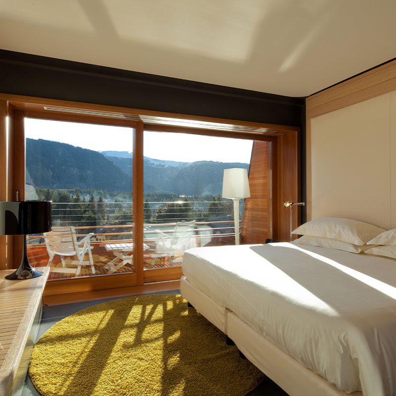 Emotional SPA Suite Balcony 302