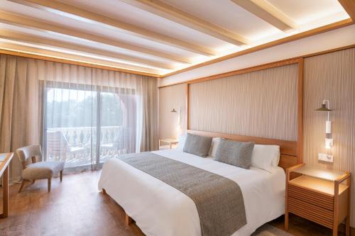 Deluxe Sea View Room