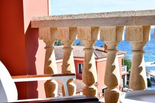 Deluxe Sea View Room