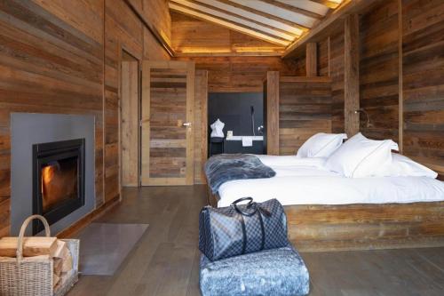 Luxury Suite (2 Adults)