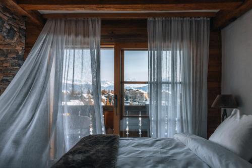 Superior Suite (2 Adults)