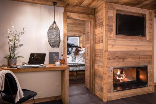 Superior Suite (2 Adults)