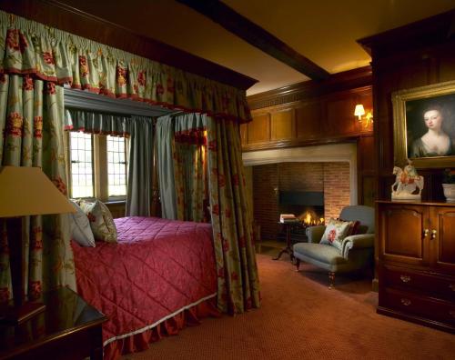 Superior Four Poster Room
