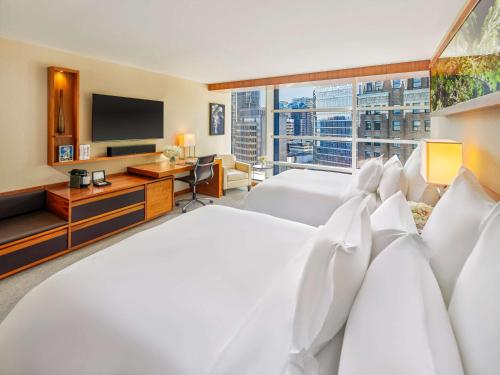 Deluxe City View Room