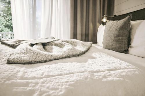 Superior Double Room 402