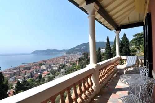 Suite with Sea View